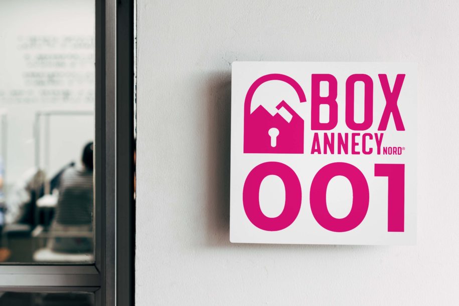 Maisonléon - Print numero de porte - Box Annecy Nord - Annecy - Location de box de stockage